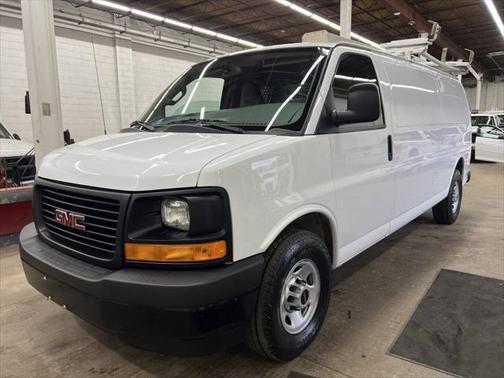 2017 GMC Savana 3500 Work Van