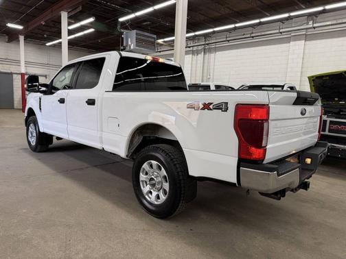 Oxford White 2020 Ford F-250 XLT