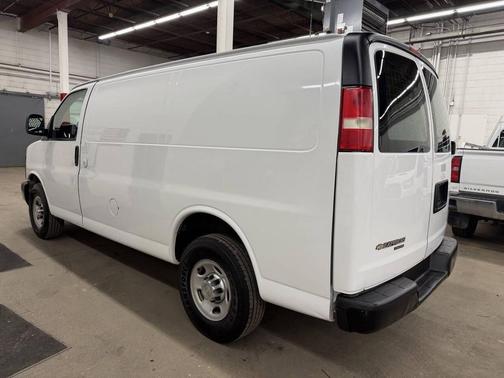 2012 Chevrolet Express 2500 Work Van