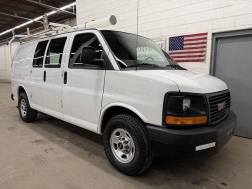 2011 GMC Savana 2500 Cargo
