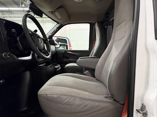 2013 Chevrolet Express 2500 Work Van