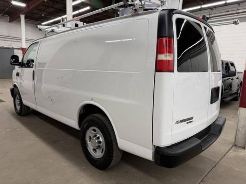 2013 Chevrolet Express 2500 Work Van