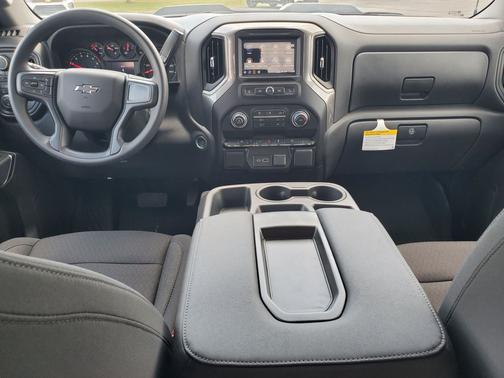 Black 2026 Chevrolet Silverado 1500 Custom Trail Boss