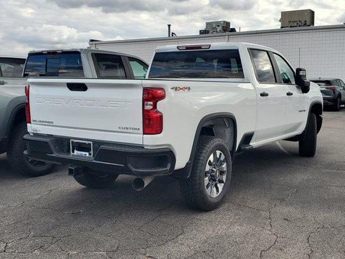2026 Chevrolet Silverado 2500 Custom