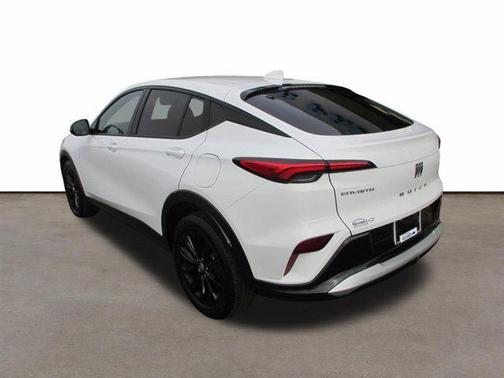 Summit White 2024 Buick Envista Sport Touring FWD