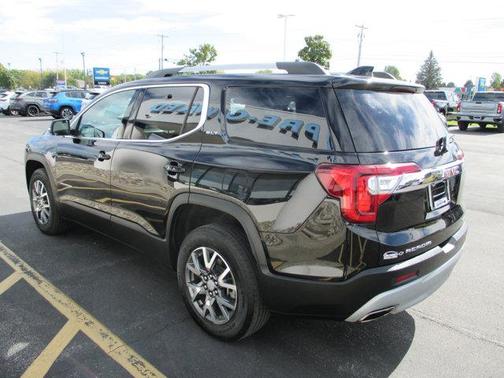 2023 GMC Acadia AWD SLT