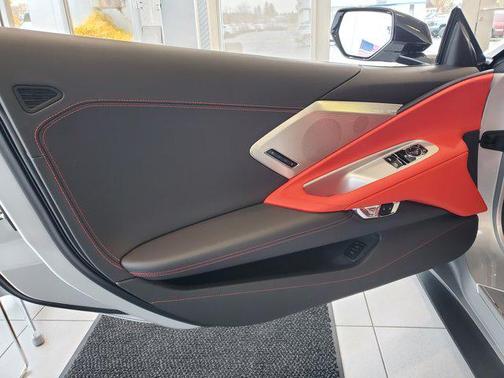 2026 Chevrolet Corvette Stingray w/2LT