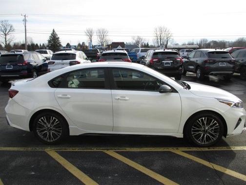 2024 Kia Forte GT-Line