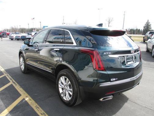2024 Cadillac XT5 Luxury