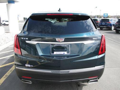 2024 Cadillac XT5 Luxury