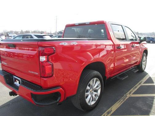 2023 Chevrolet Silverado 1500 Custom