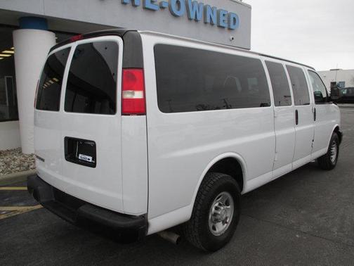 2019 Chevrolet Express 3500 LS