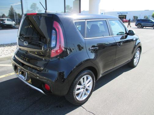 Shadow Black 2018 Kia Soul +