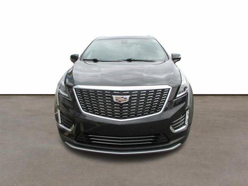 Stellar Black Metallic 2020 Cadillac XT5 Premium Luxury