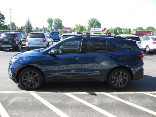 2022 Chevrolet Equinox FWD RS
