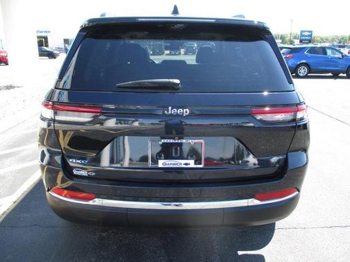 2024 Jeep Grand Cherokee 4xe Base