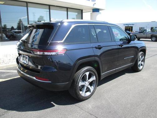 2024 Jeep Grand Cherokee 4xe Base