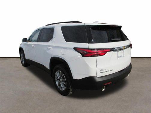 Summit White 2023 Chevrolet Traverse LT Cloth