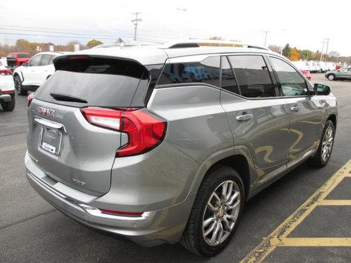2023 GMC Terrain Denali