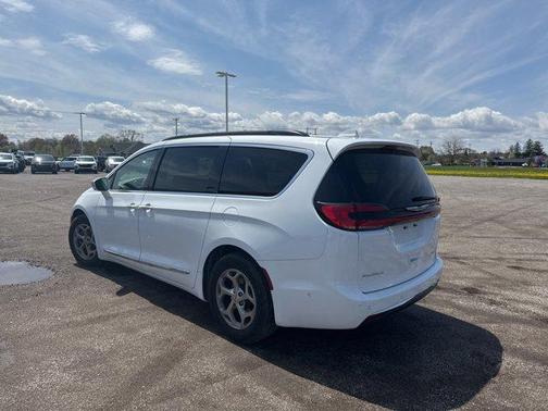 2022 Chrysler Pacifica Limited