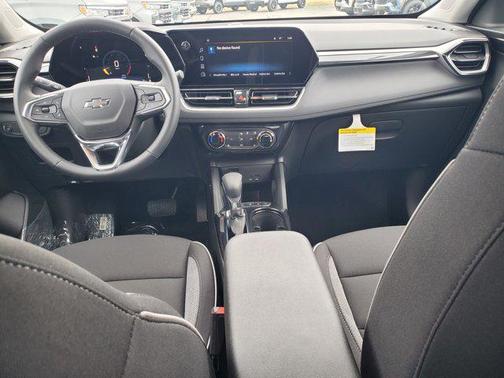 Cacti Green 2026 Chevrolet Trailblazer LT