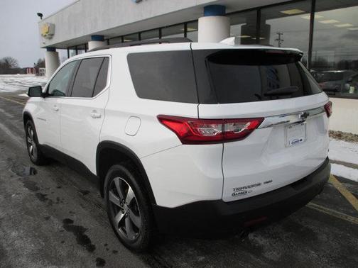 2021 Chevrolet Traverse LT Leather