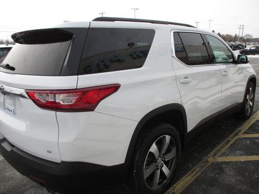 2021 Chevrolet Traverse LT Leather