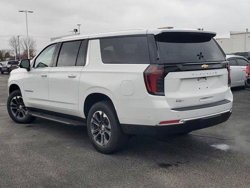 2026 Chevrolet Suburban LS