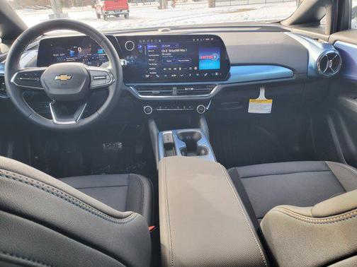 2025 Chevrolet Equinox EV LT