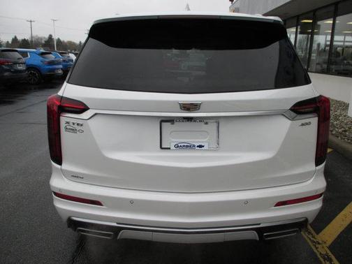 2023 Cadillac XT6 Premium Luxury AWD