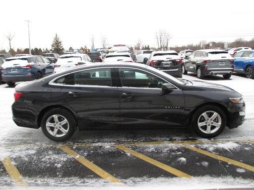 2022 Chevrolet Malibu 1LS