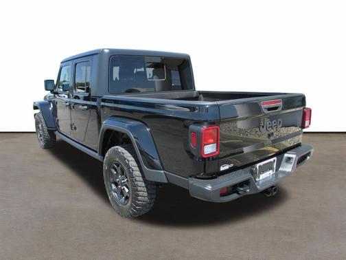 Black Clearcoat 2023 Jeep Gladiator Willys 4x4