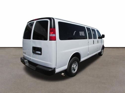 Summit White 2024 Chevrolet Express 3500 RWD 3500 Extended Wheelbase LS