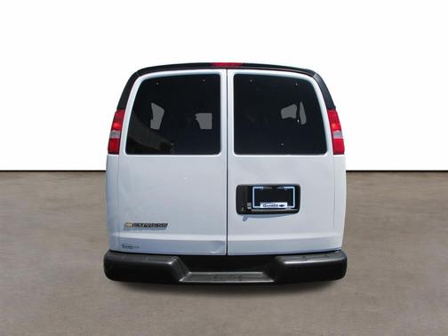 Summit White 2024 Chevrolet Express 3500 RWD 3500 Extended Wheelbase LS