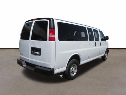 Summit White 2024 Chevrolet Express 3500 RWD 3500 Extended Wheelbase LS