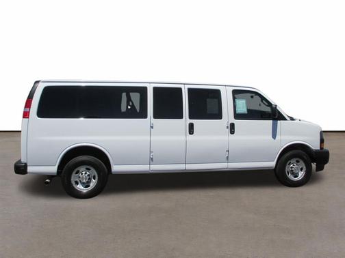 Summit White 2024 Chevrolet Express 3500 RWD 3500 Extended Wheelbase LS