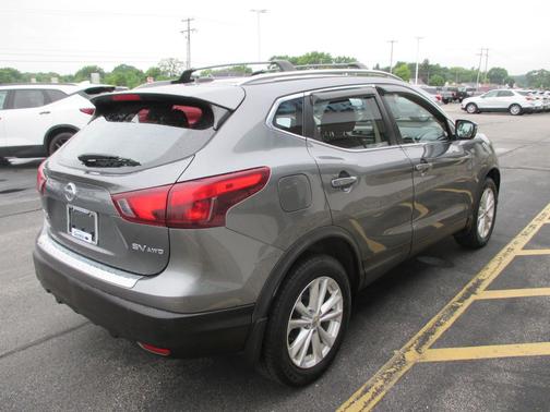 Gun Metallic 2018 Nissan Rogue Sport SV