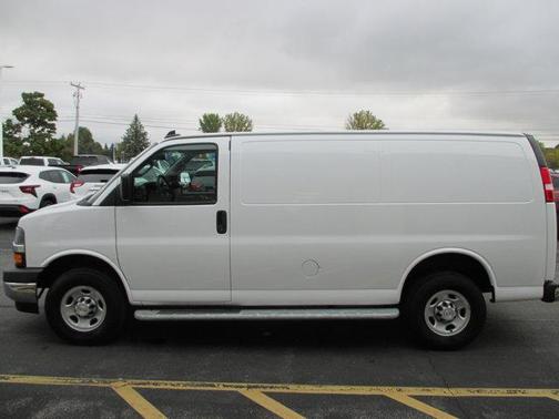 2023 Chevrolet Express 2500 RWD 2500 Regular Wheelbase WT