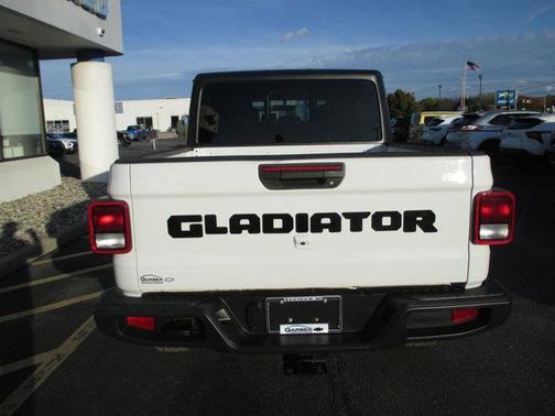 2021 Jeep Gladiator Willys 4x4