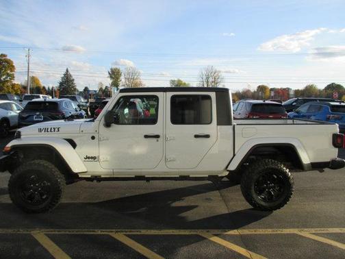 2021 Jeep Gladiator Willys 4x4