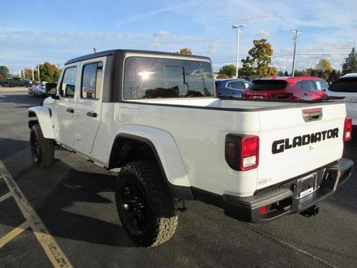 2021 Jeep Gladiator Willys 4x4