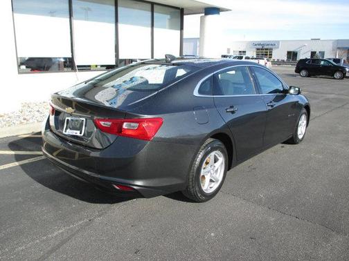 2017 Chevrolet Malibu 1LS
