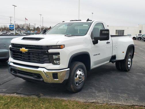 2025 Chevrolet Silverado 3500 WT