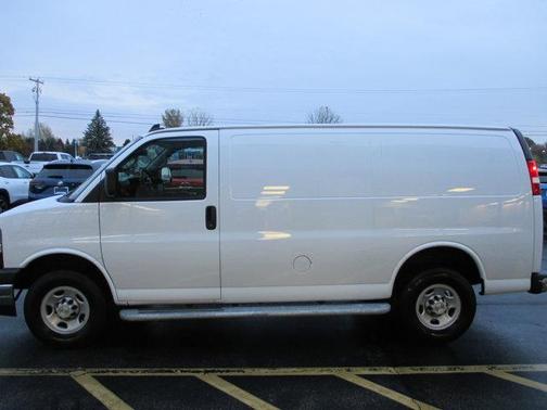2023 Chevrolet Express 2500 RWD 2500 Regular Wheelbase WT