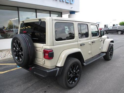 2022 Jeep Wrangler Unlimited 4xe Sahara