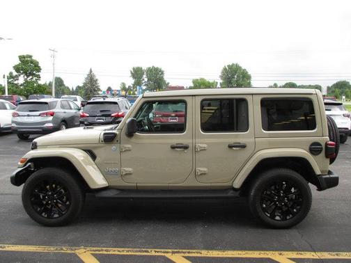 2022 Jeep Wrangler Unlimited 4xe Sahara