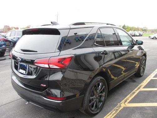 2022 Chevrolet Equinox FWD RS