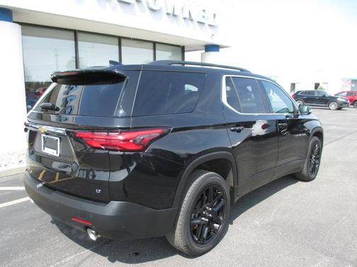 2022 Chevrolet Traverse LT Cloth