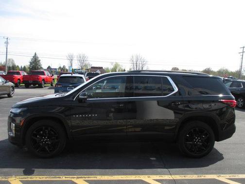 2022 Chevrolet Traverse LT Cloth