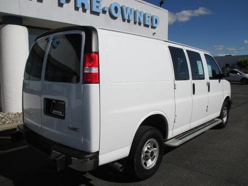 2023 GMC Savana 2500 Work Van